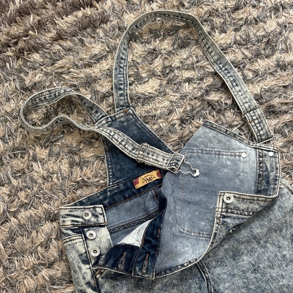 YMI Women's Acid Wash Denim Overall Jumpsuit, S/XS - Picture 5 of 9